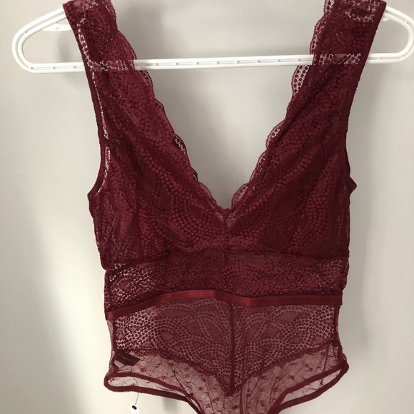 Burgundy Lace Bodysuit - Picture 2 of 3